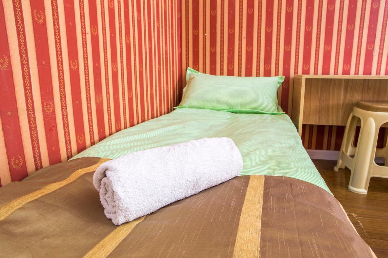 City Guesthouse & Tours Уланбатар Екстериор снимка