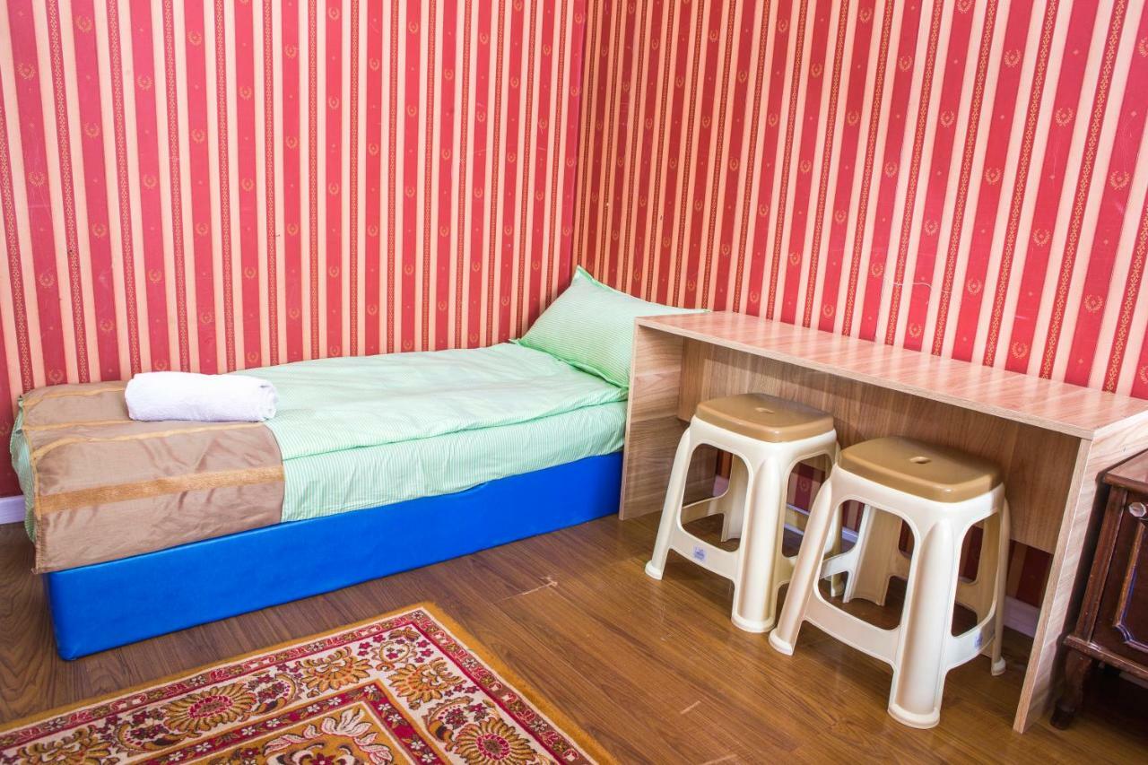 City Guesthouse & Tours Уланбатар Екстериор снимка